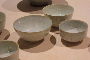 Keramik von Lore Kramer in der Ausstellung des museumangewandtekunst Frankfurt am Main, Foto von Kirsten Kötter